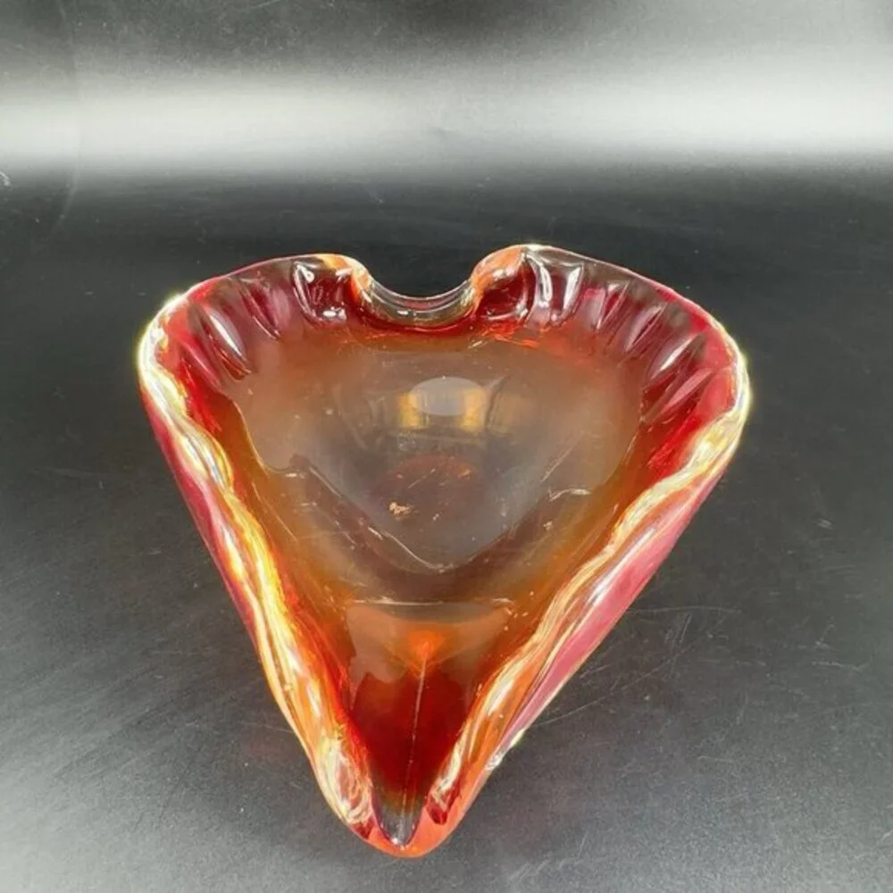 Venetian Art Glass Heart Shaped Dish Bowl Ashtray Made In Italy Hand Blown Glass